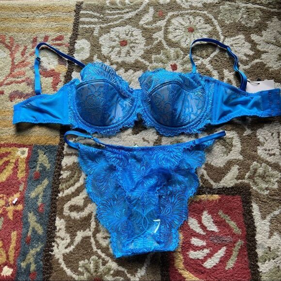 Other - We are we wear lingerie set